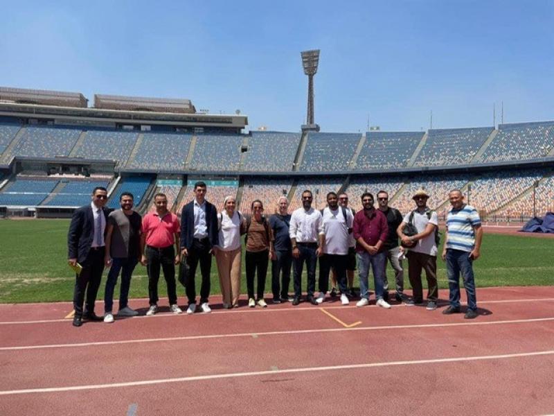 رئيس هيئة استاد القاهرة يكشف كواليس زيارة وفد دوري السوبر الإفريقي