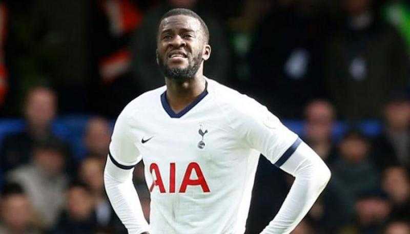 جلطة سراي يطلب التعاقد مع ندومبيلي