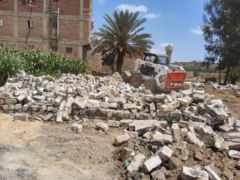 وقف تعديات على الأراضي الزراعية وحالات بناء مخالف في طنطا
