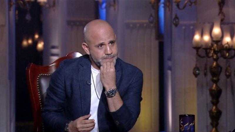 عزيز الشافعي خلاف علي الحجار ومدحت صالح زوبعة فنجان.. ما أقدرش أعيش بدون أغانيهما