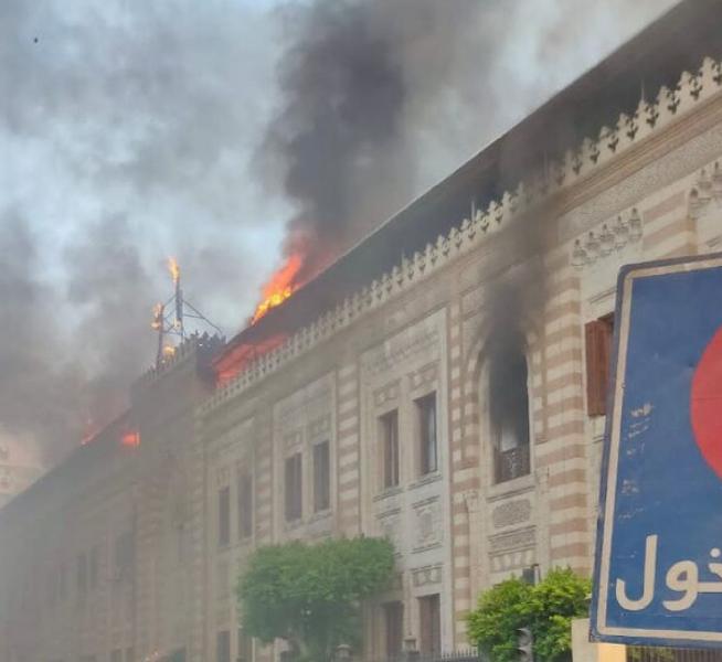 انتداب المعمل الجنائي لبيان سبب حريق مبنى وزارة الأوقاف
