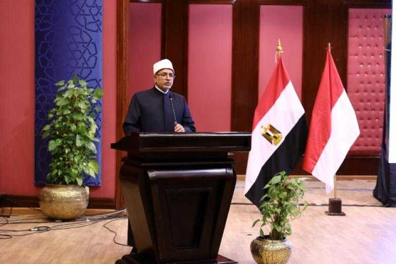 رئيس جامعة الأزهرمشيدا بطلاب إندونيسيا: متميزون علما وخلقا