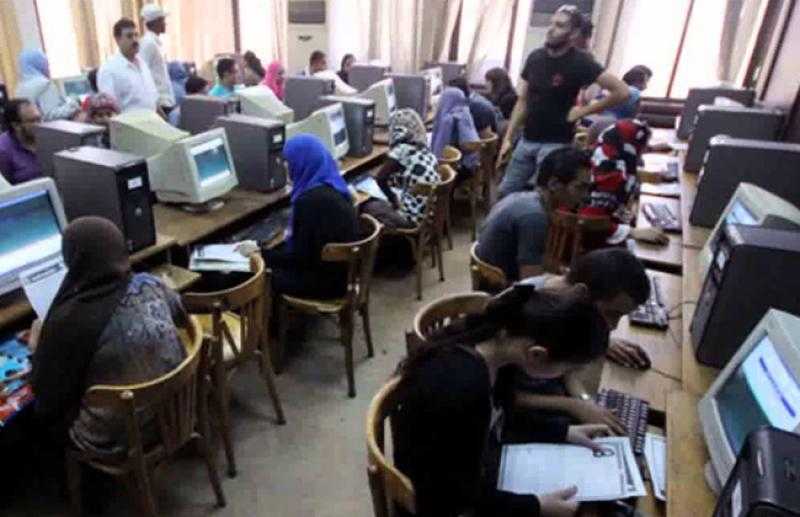 رئيس جامعة قناة السويس يعلن استمرار العمل بمكتب التنسيق الفرعي خلال الجمعة والسبت