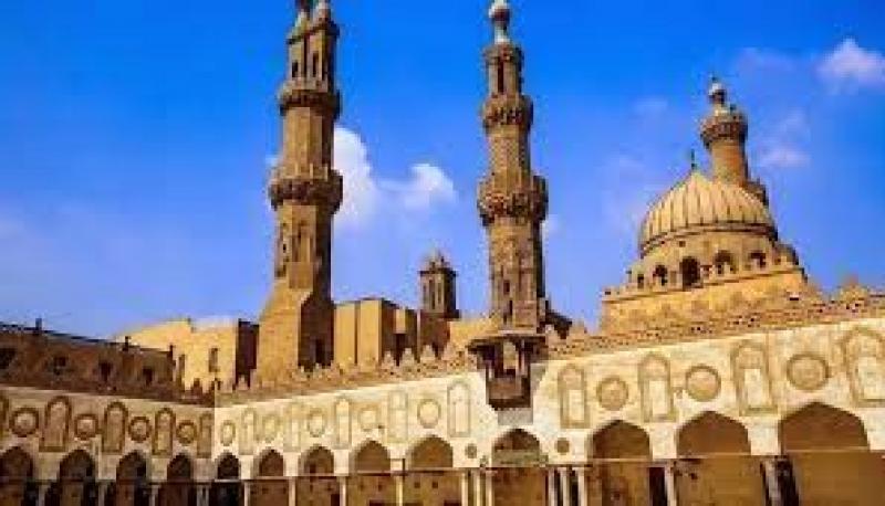 أحمد موسى: تم تطوير أكثر من 10 ألاف مسجد بتكلفة 10 مليارات جنيه منذ 2014