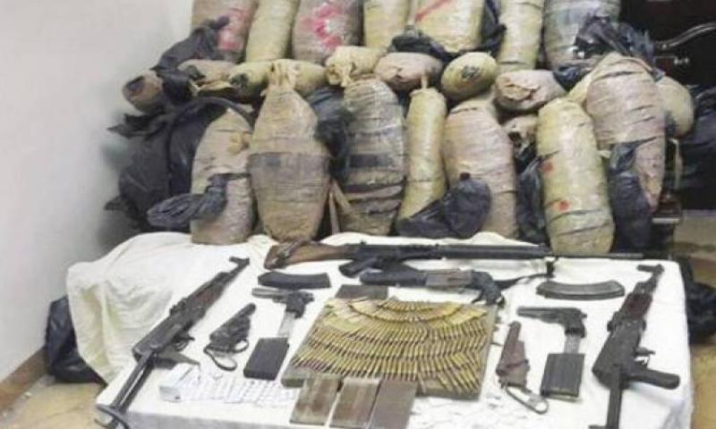 ضبط 37 عنصرا للاتجار بالسلاح والمخدرات خلال حملة بأسيوط