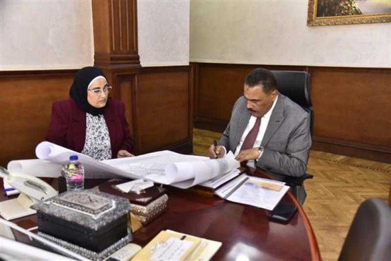 محافظ مطروح يعتمد المخطط الإستراتيجي للمدينة