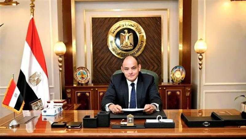 وزير التجارة يقرر تعيين 8 أعضاء للغرفة التجارية الجديدة بالدقهلية