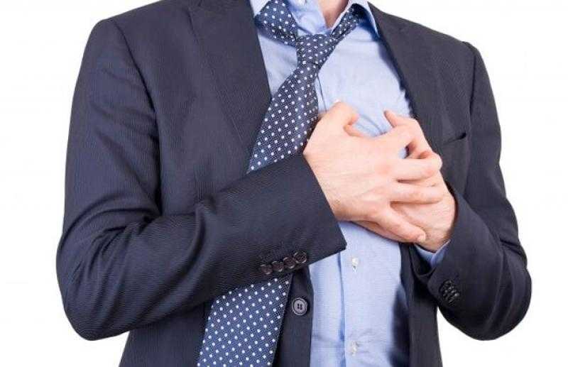حسام موافي يكشف مفاجأة بشأن هبوط جهة القلب