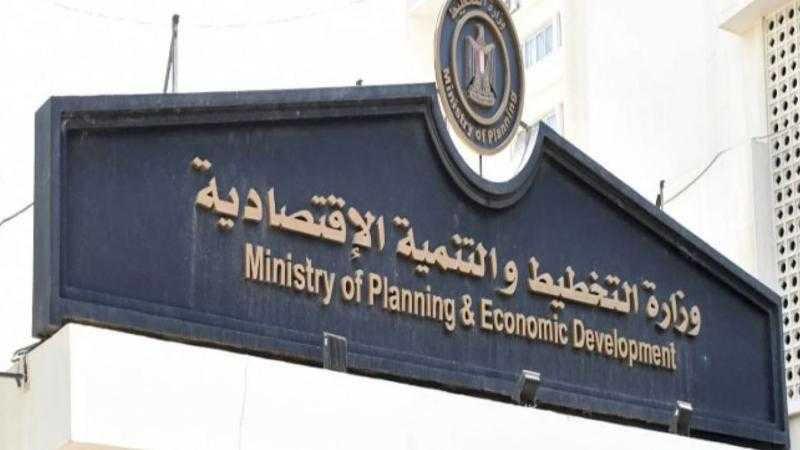 التخطيط: إنشاء 950 مدرسة وتجهيز 26 جامعة أهلية وتكنولوجية خلال 23/2024