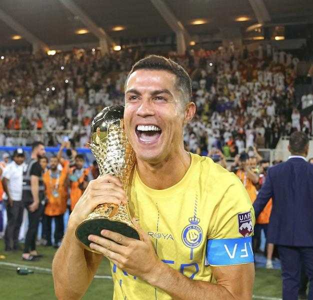رونالدو: فخور لمساعدة النصر على التتويج بالبطولة العربية