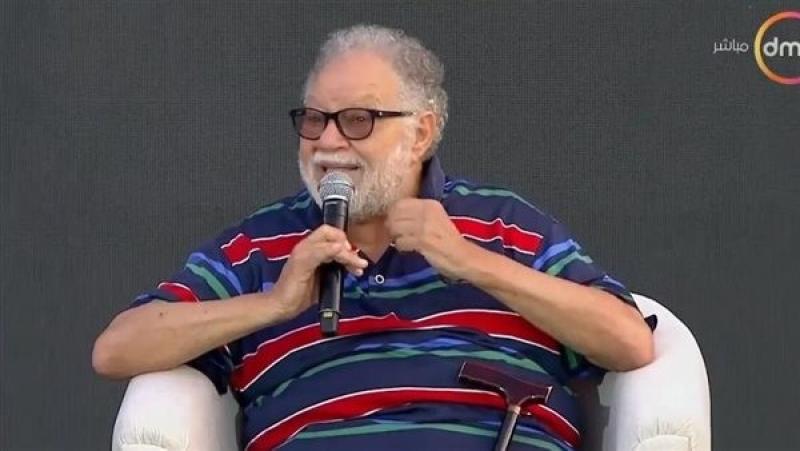 يحيى الفخراني: أرجو من الصحفيين الحيادية التامة وعدم الاعتماد على آراء الجمهور