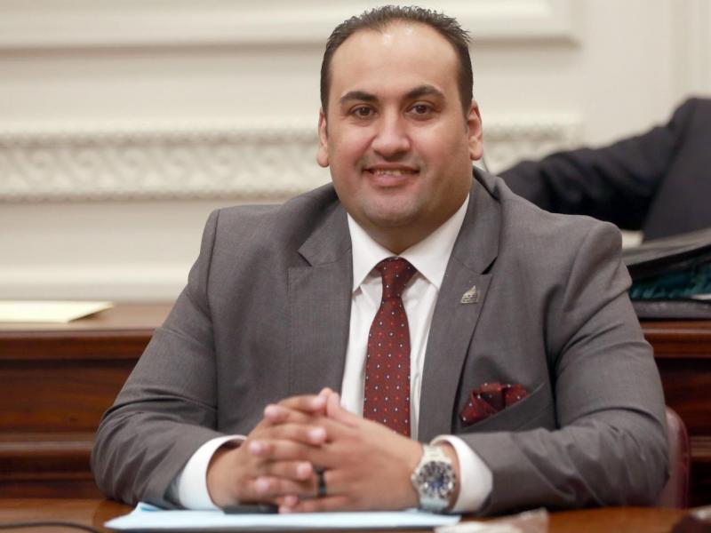 خط أحمر