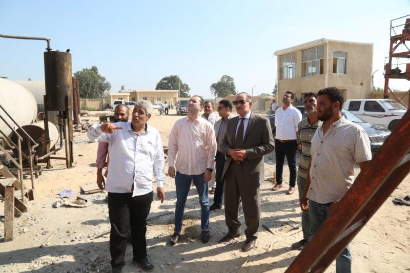 محافظ كفر الشيخ يتفقد موقع محطة الرصف الجديدة لإنتاج خلطة أسفلتية.. صور