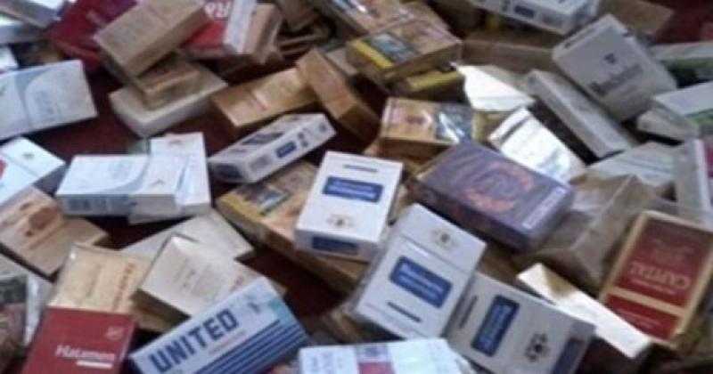 ضبط 55 ألف علبة سجائر مجهولة المصدر و2400 عبوة عصير منتهية الصلاحية في حملات بشربين وبلقاس