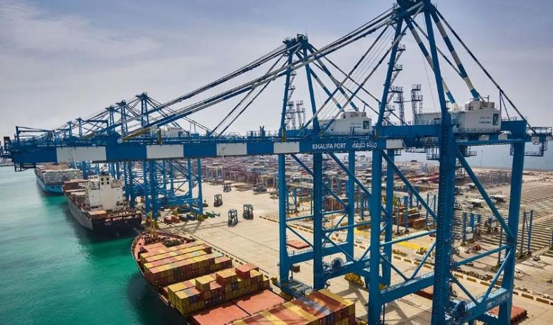 موانئ أبوظبي تحقق نموا في الإيرادات بنسبة 66 % خلال الربع الثاني