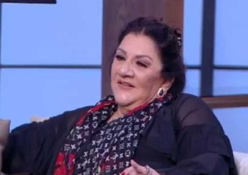 ابنة شويكار: مفيش حد من الوسط الفني بيزور أمي في قبرها