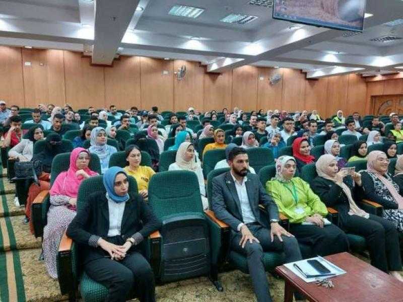 جامعة كفر الشيخ تطلق برنامجا تدريبيا لطلاب كلية التجارة
