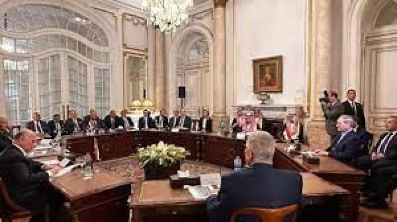 اللجنة الوزارية العربية تؤكد على ضرورة تسهيل العودة الطوعية والآمنة للاجئين السوريين وإنهاء معاناتهم