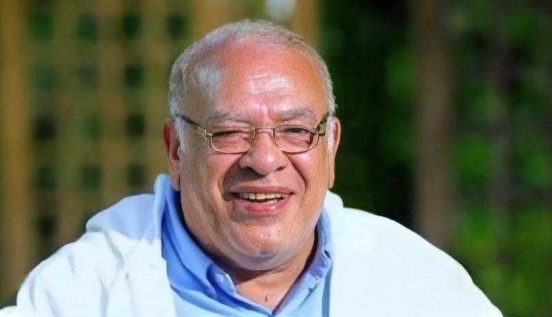 صلاح عبد الله عن تقبيل أحمد السعدني يده: المولي رزقني في مشواري بأولاد رائعين
