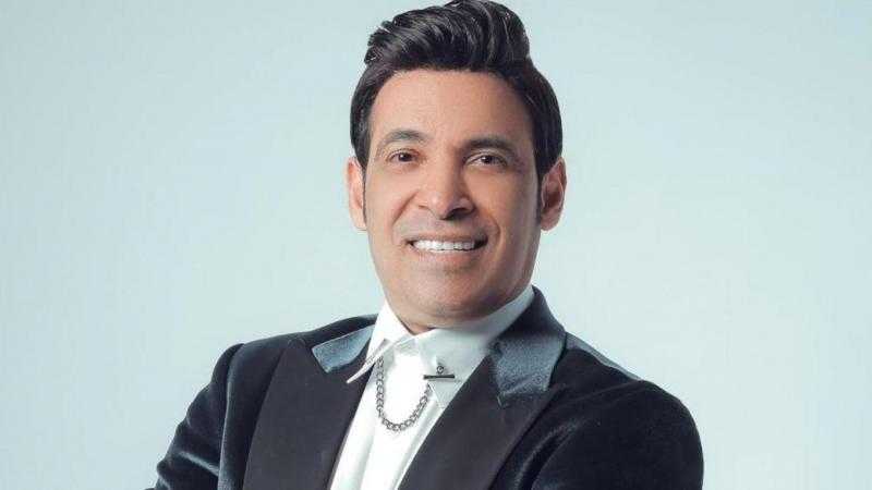 مركب كاميرات في غرفة النوم.. زوجة سعد الصغير تتهمه بالتجسس عليها