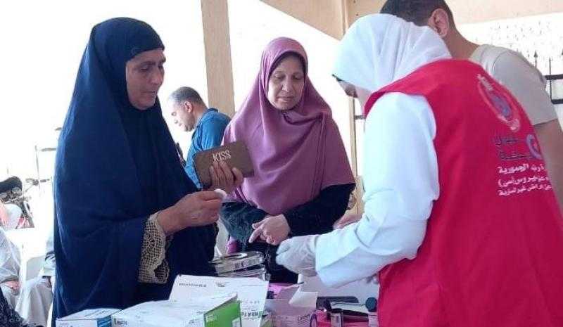 الصحة: حملة «100 يوم صحة» قدمت 381 ألفا و571 خدمة في المبادرات الرئاسية