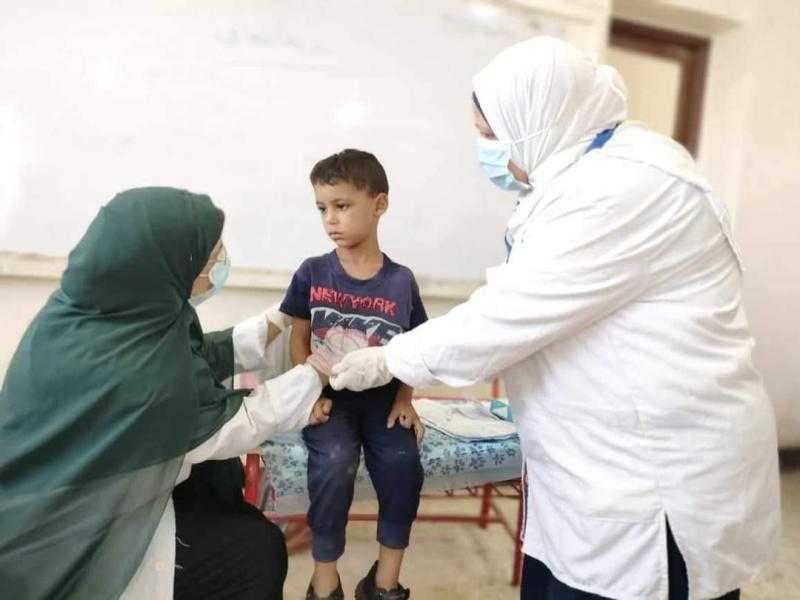 الكشف على 279 مواطنا خلال قافلة طبية في عزبة الطوير في الإسكندرية