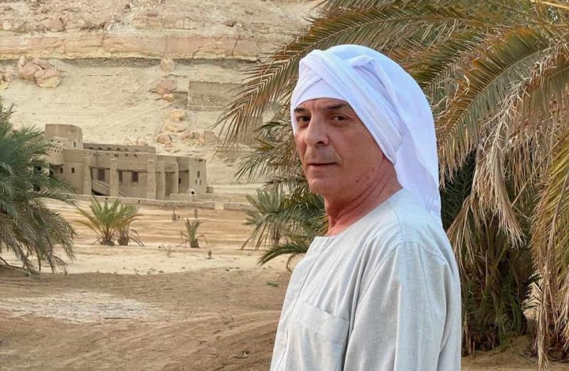 خط أحمر