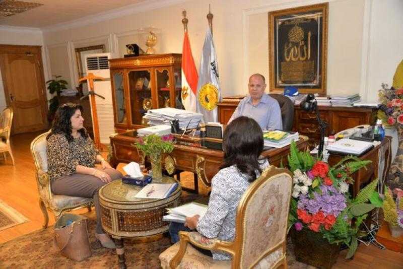 محافظ أسيوط يشدد على الانتهاء من أعمال مشروع مجمع الصناعات الحرفية بقرية الشامية