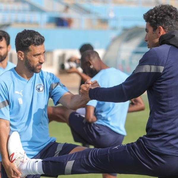 عبدالله السعيد ينتظم في تدريبات بيراميدز الجماعية
