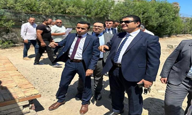 خط أحمر