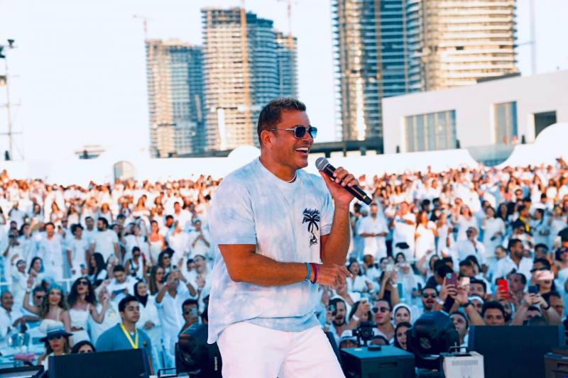 خط أحمر