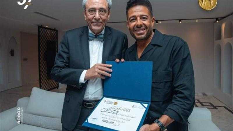 مهرجان قرطاج الدولي يكرم محمد حماقي في دورته الـ 57