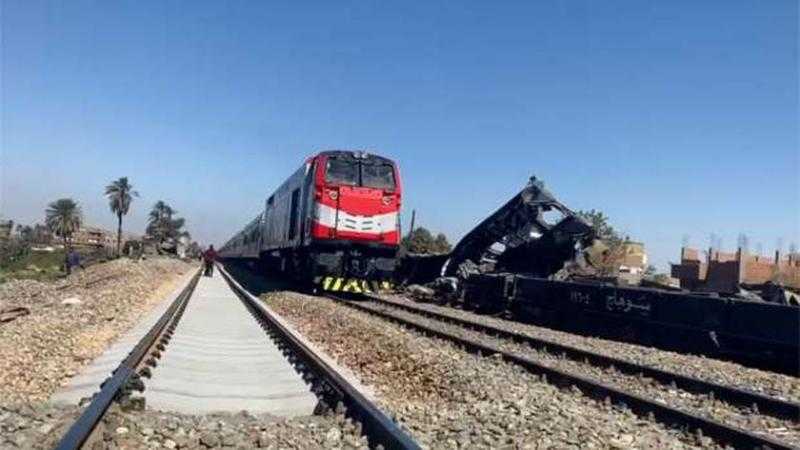 دفن جثة شخص لقي مصرعه دهسا تحت عجلات القطار بالعياط