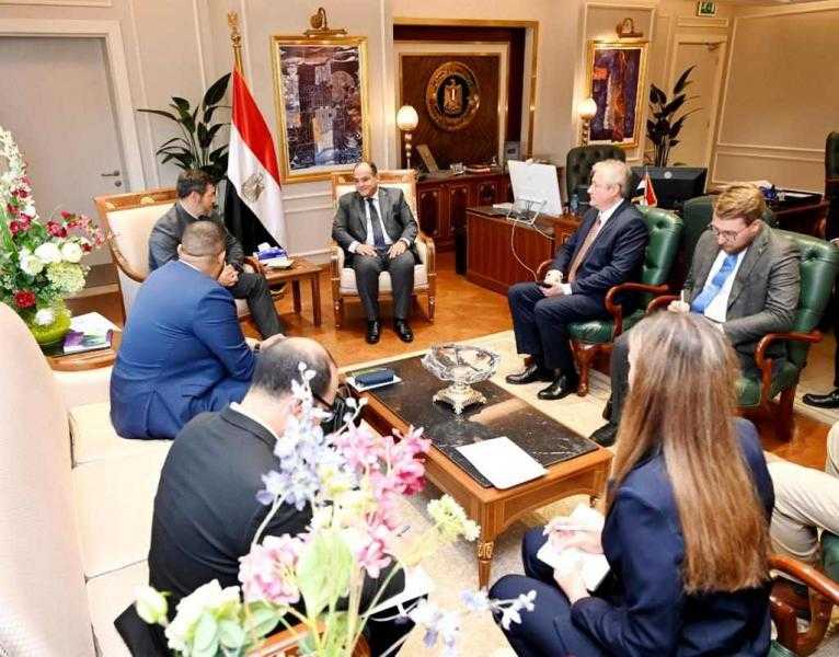 وزير التجارة يستقبل نائب رئيس وزراء تتارستان.. ويؤكد: حريصون على التصدير لأسواق الاتحاد الأوراسي