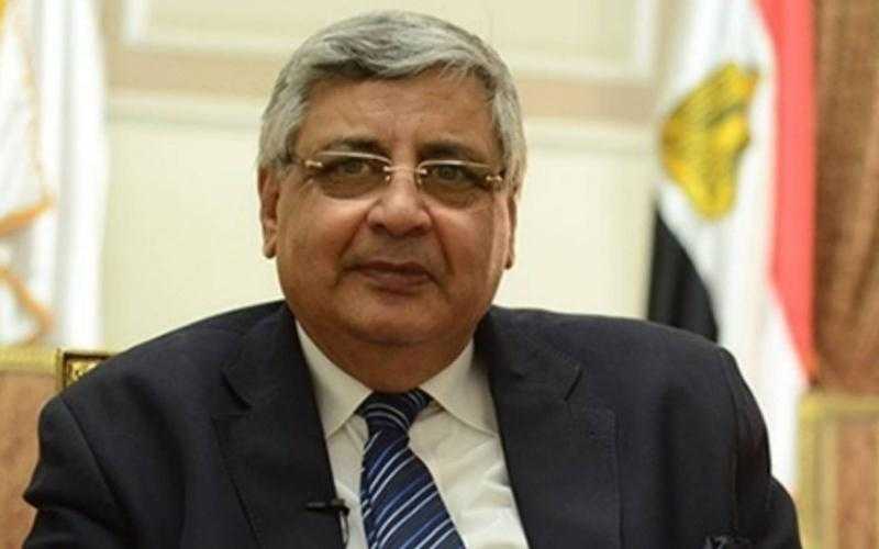 عوض تاج الدين: عصر الكورونا والكمامة لم ينته بعد