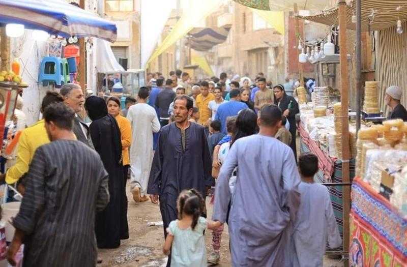 أقباط وشعب الكنيسة الأرثوذكسية بالأقصر يحتفلون بعيد إصعاد العذراء