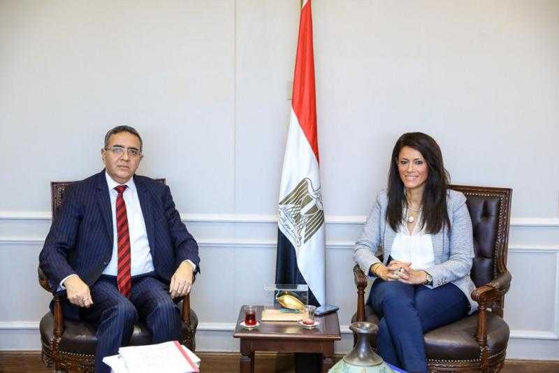 وزيرة التعاون الدولي تلتقي السفير الهندي لدى مصر لبحث تعزيز التعاون المشترك