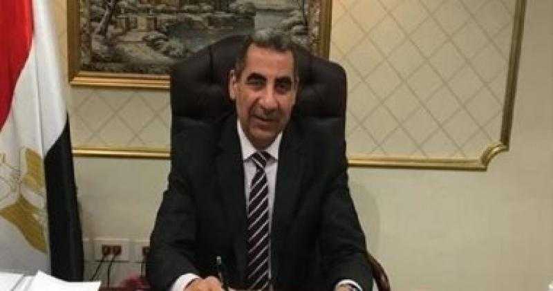 الضرائب تلزم بعض الممولين بقرى الساحل الشمالى بإصدار إيصالات إلكترونية