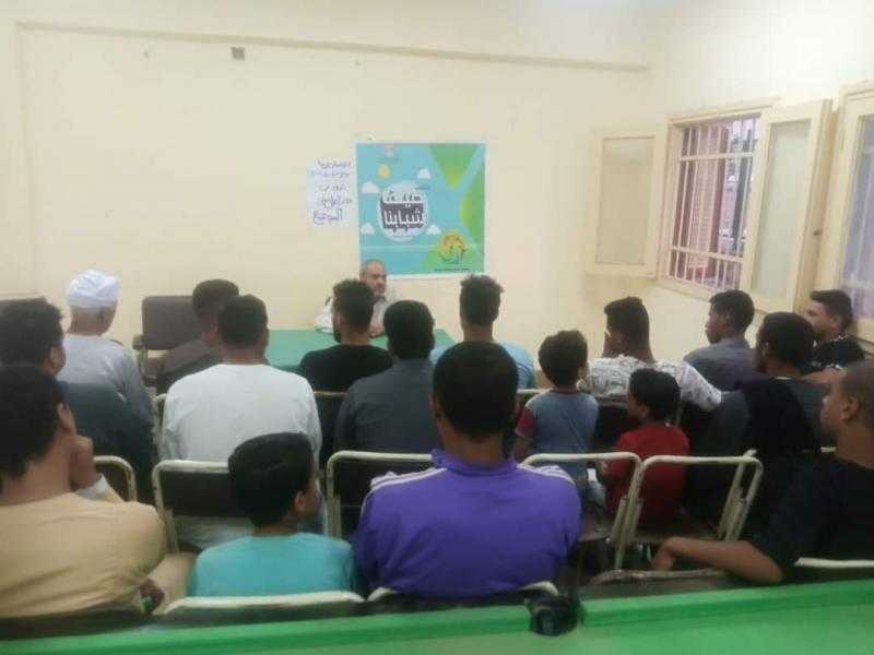 ندوة عن دور الفلاح في التنمية بمركز شباب بيت خلاف بسوهاج | صور