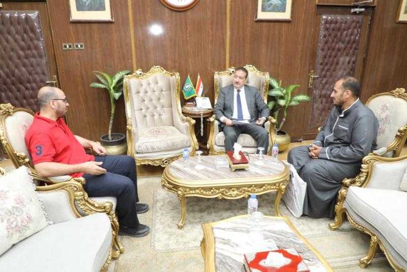 محافظ المنوفية يوجه بتقديم الدعم الطبى لحالة مرضية وصرف مساعدة عاجلة لأسرته