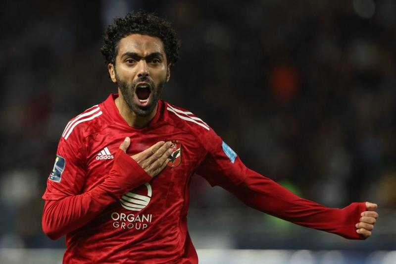 حسين الشحات يفوز بجائزة أفضل جناح أيسر بالدوري المصري