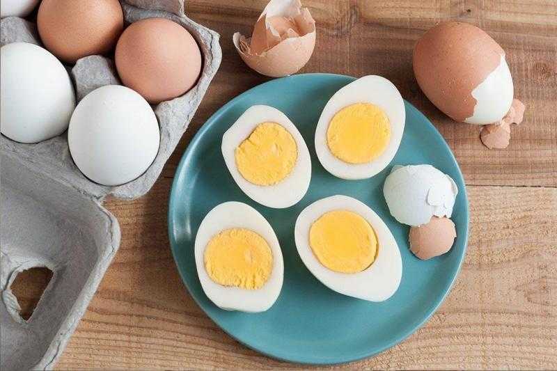 5 مخاطر يسببها الإفراط فى تناول البيض