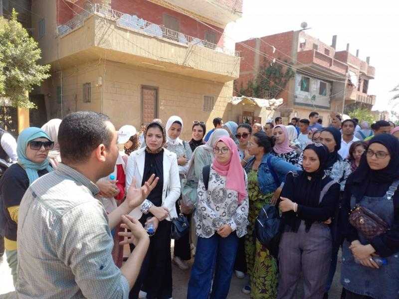 خريجو ”حياة كريمة” يجرون جولة ميدانية لمشروعات المبادرة بقرى شبين القناطر.. صور