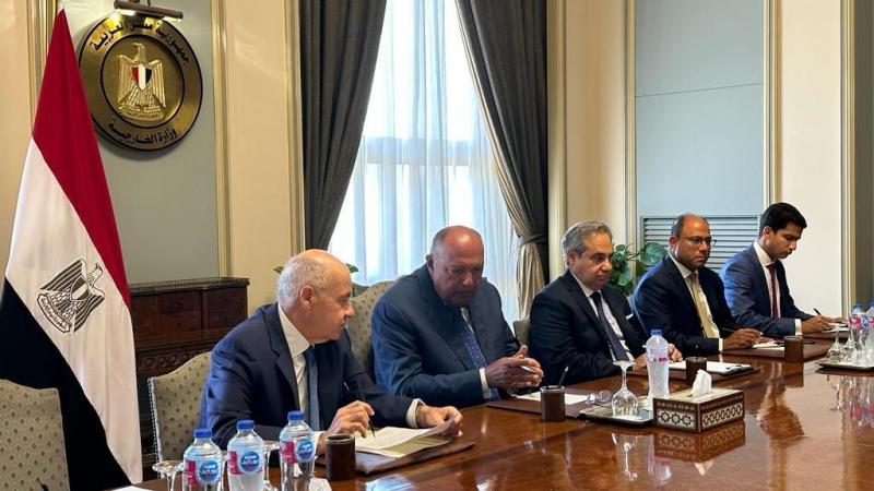 وزير الخارجية يؤكد على ضرورة الانتهاء من تحديث منظومة الخدمات القنصلية