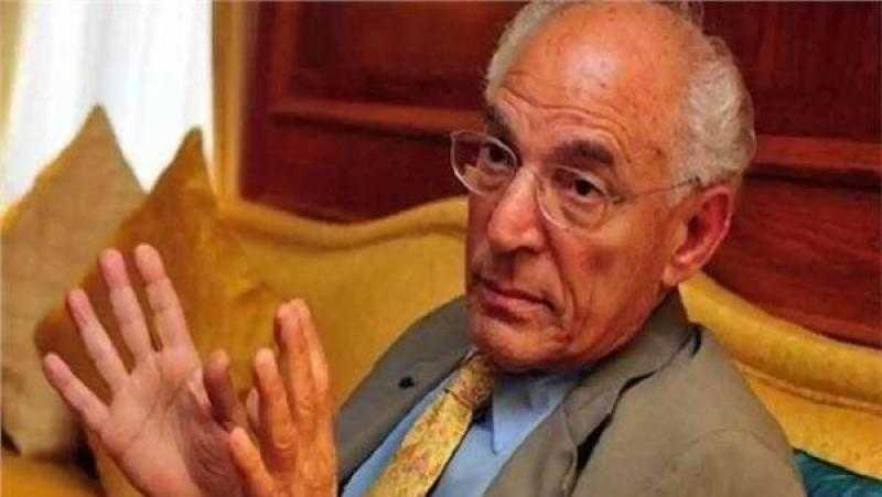 فاروق الباز يحسم الجدل بشأن إمكانية وجود حياة على كواكب أخرى