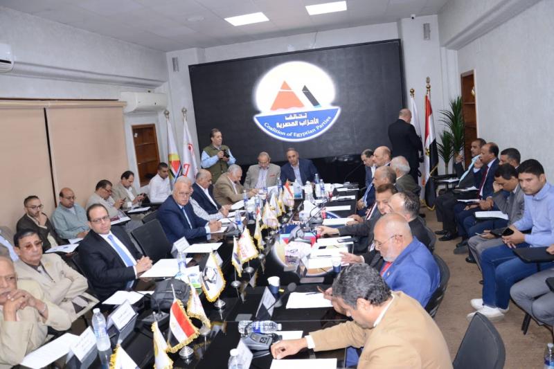 تحالف الأحزاب المصرية يؤيد ترشح الرئيس السيسي لخوض الانتخابات المقبلة