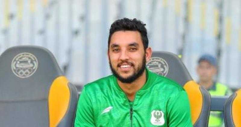 المصري يجدد تعاقده مع حارس المرمى محمد شحاتة