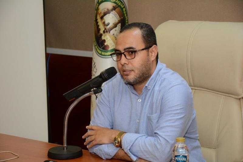 أستاذ عقيدة لأئمة ليبيا بخريجي الأزهر: أحسنوا اختيار من تثقون في فتواهم