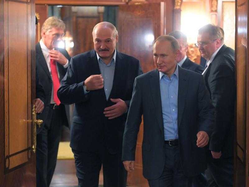 بوتين مهنئا لوكاشينكو بعيد ميلاده: روسيا وبيلاروس ستتغلبان معا على أي صعوبات