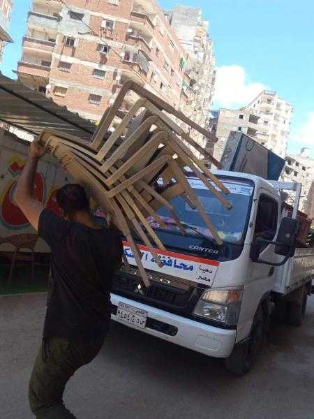 حملة لإزالة الإشغالات بحي المنتزه بالأسكندرية